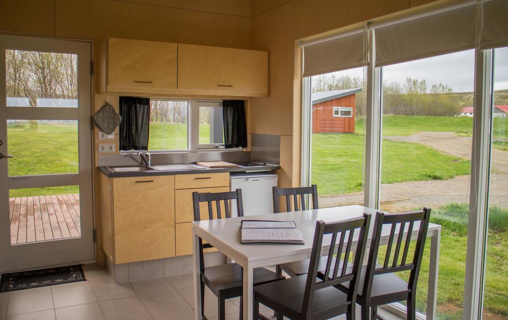 Einishus Cottages ラウガー 部屋 写真