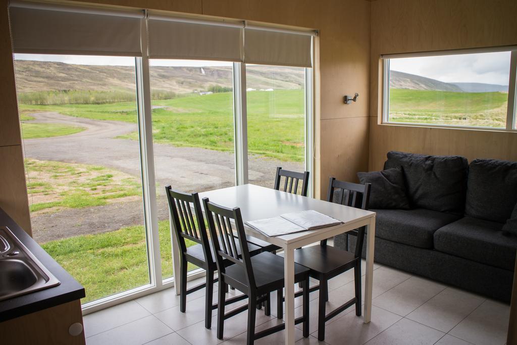 Einishus Cottages ラウガー 部屋 写真