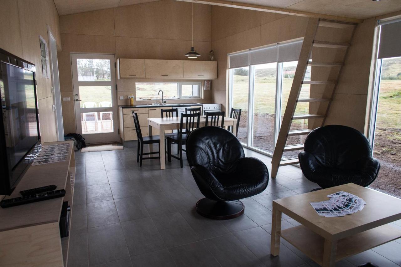 Einishus Cottages ラウガー エクステリア 写真